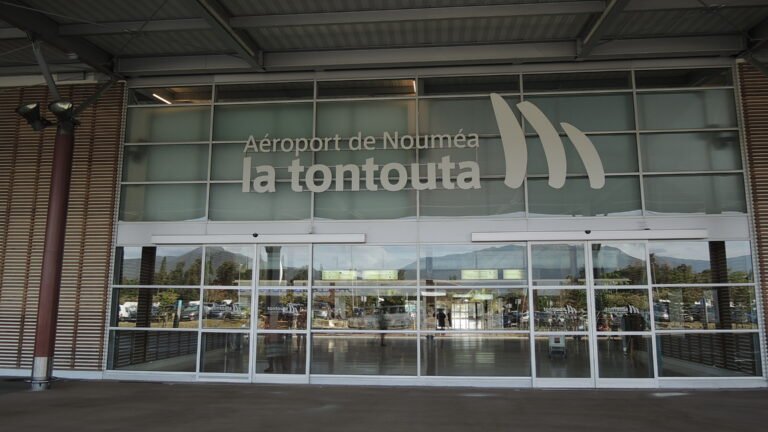Nouvelle-Calédonie : L'aéroport de Nouméa fermé jusqu'à nouvel ordre
