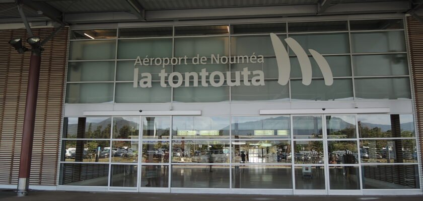 Entrée de l'aéroport de Nouméa-La Tontouta