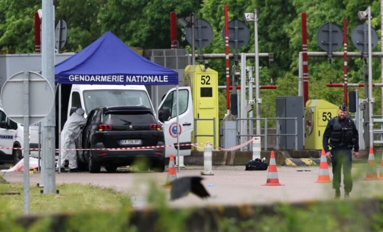 Attaque d'un fourgon blindé au niveau du péage d'Incarville, un détenu en fuite