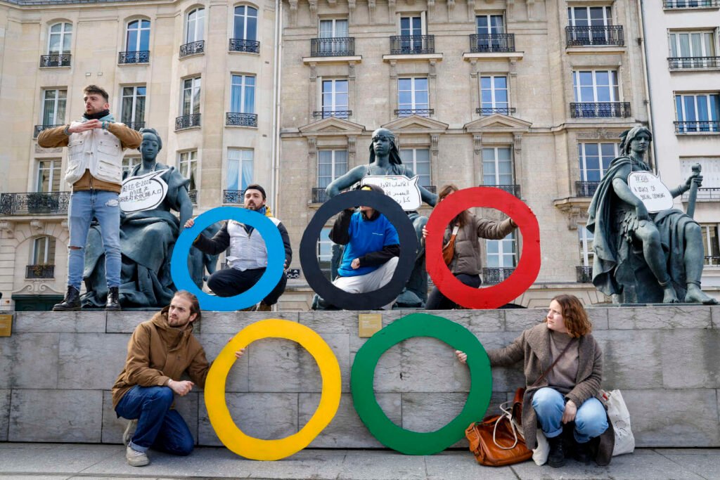 JO 2024 : Le « nettoyage social » à Paris suscite l'indignation des associations