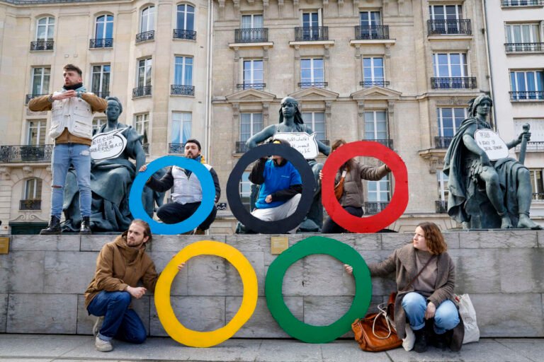 JO 2024 : Le « nettoyage social » à Paris suscite l'indignation des associations